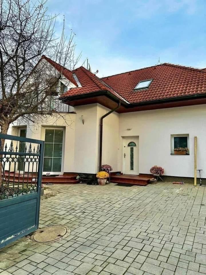 Cozy Sapa Praga